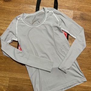 Lululemon Run Swiftly top